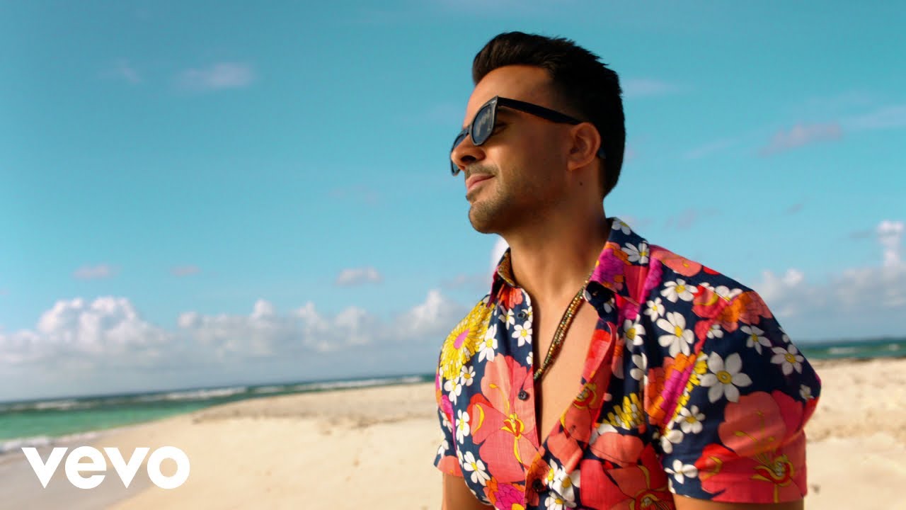 Embedded thumbnail for Luis Fonsi, Stefflon Don - Calypso